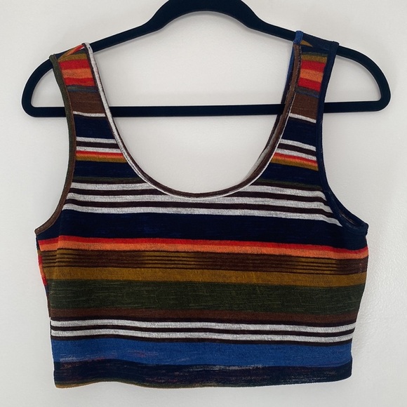 Wild honey multicolor crop stripe tank top size medium - Picture 10 of 11